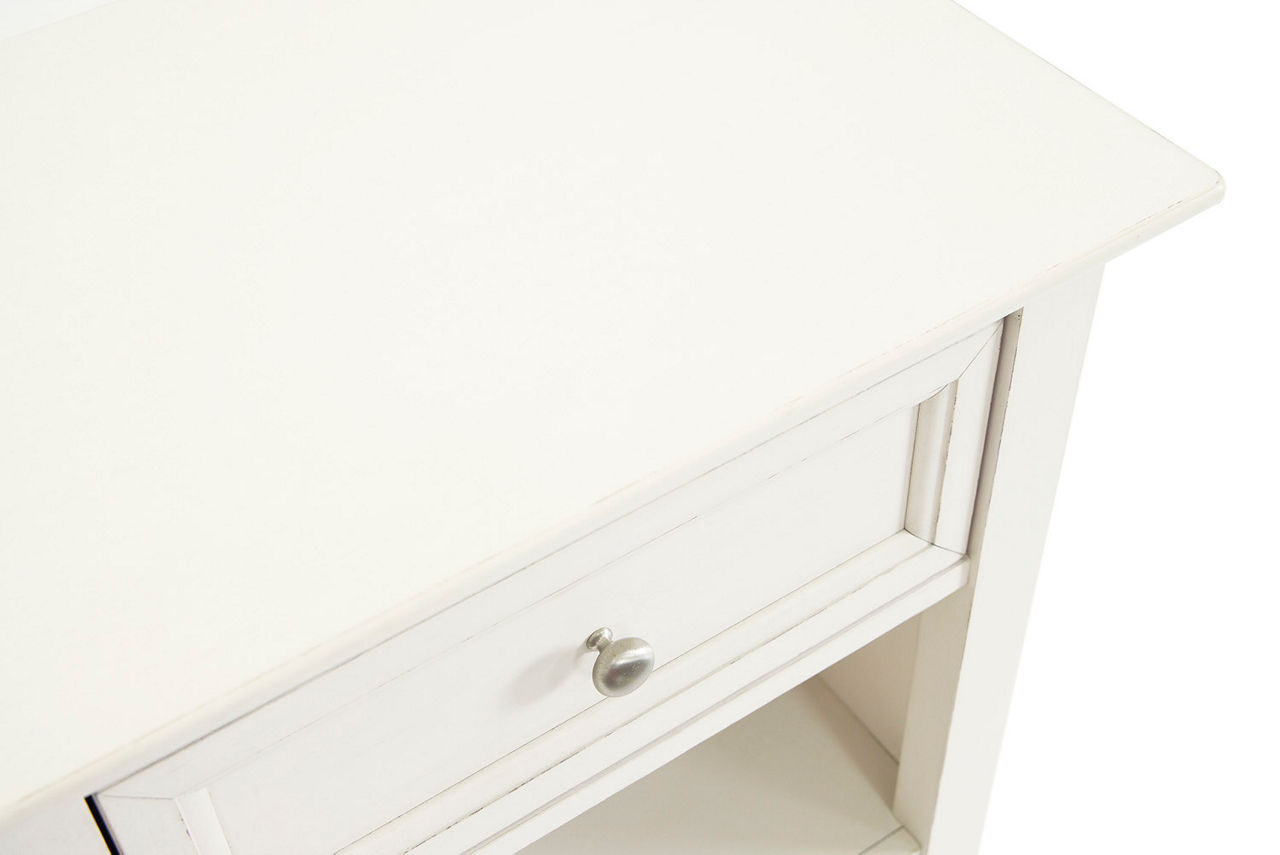 Ashebrooke Youth Nightstand