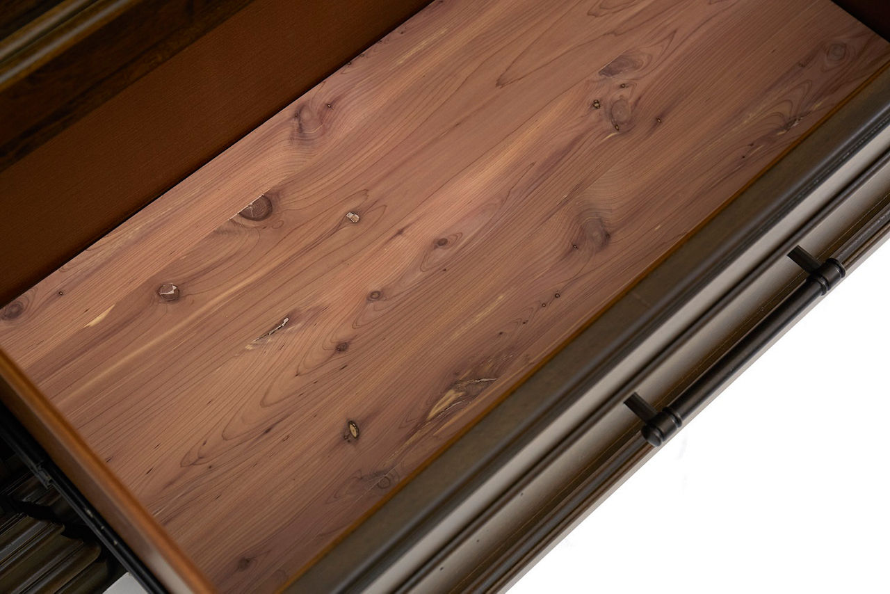 Breckenridge Dresser