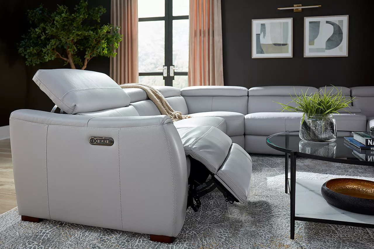 Detail of Leo u-shaped sectional reclined slightly