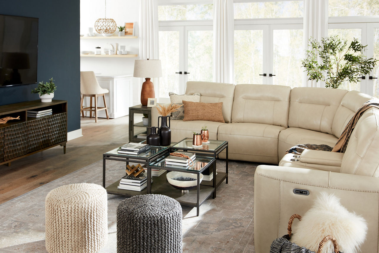 Havertys Delilah Pouf - Thumbnail 3