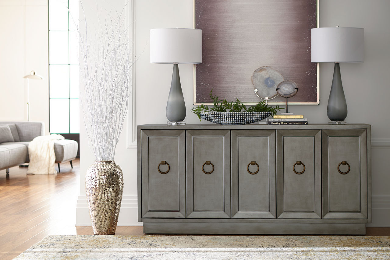 Raven Entertainment Console