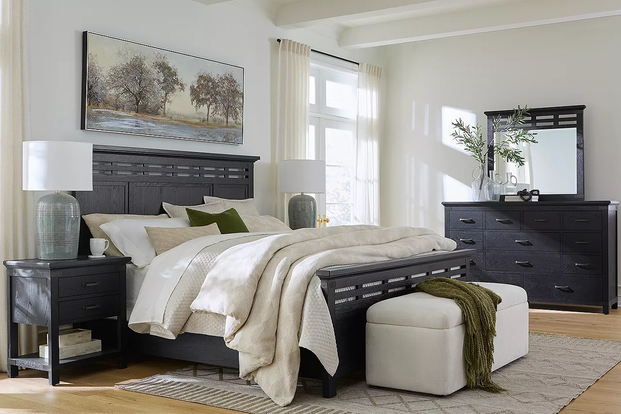 Image of Hamilton bedroom collection in a room scene