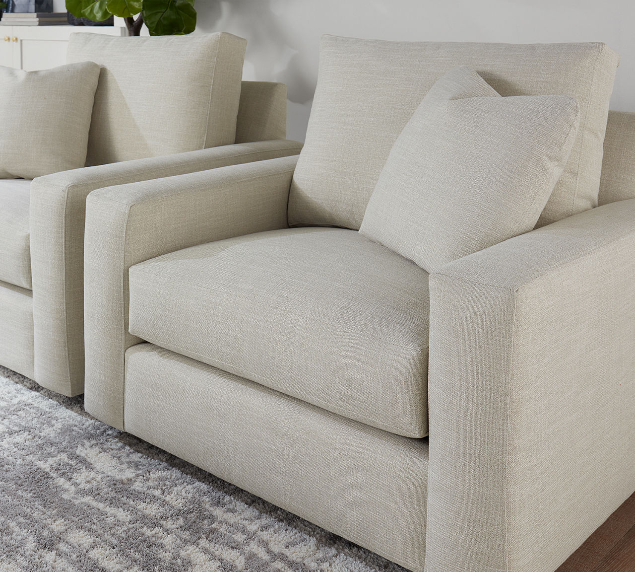 Destinations Swivel Chair