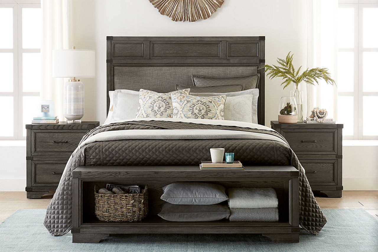 Vickery Creek Upholstered Bed