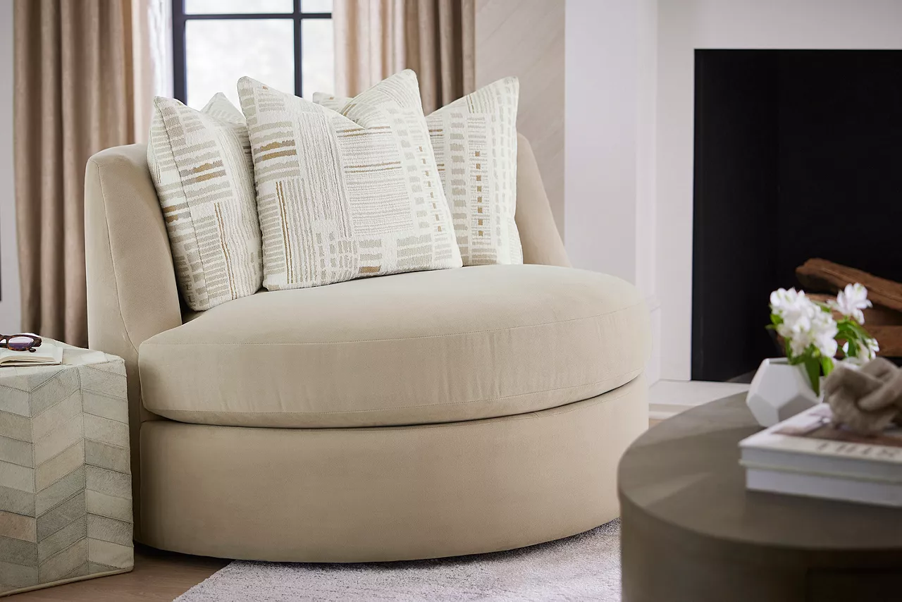 Harmony swivel chair in a room scene