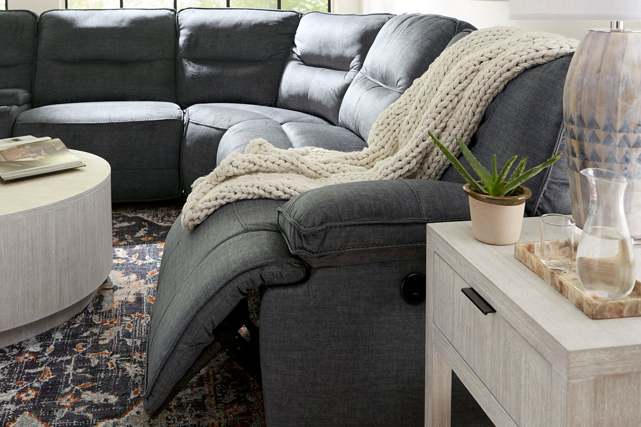 Oslo Throw - Thumbnail 3