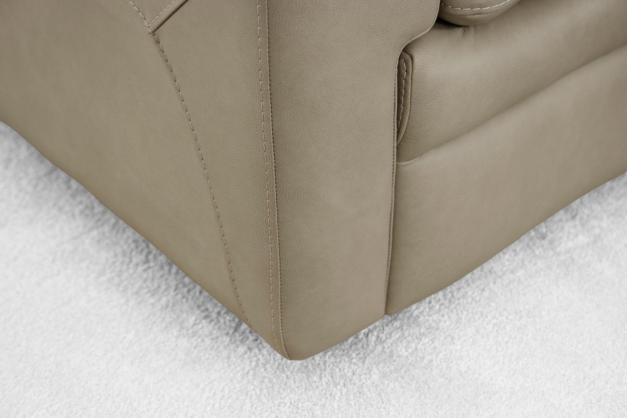 Stanley Chair