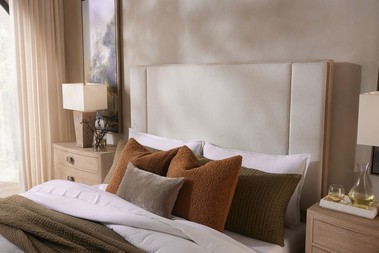 Lane Park Upholstered Bed - Thumbnail 2