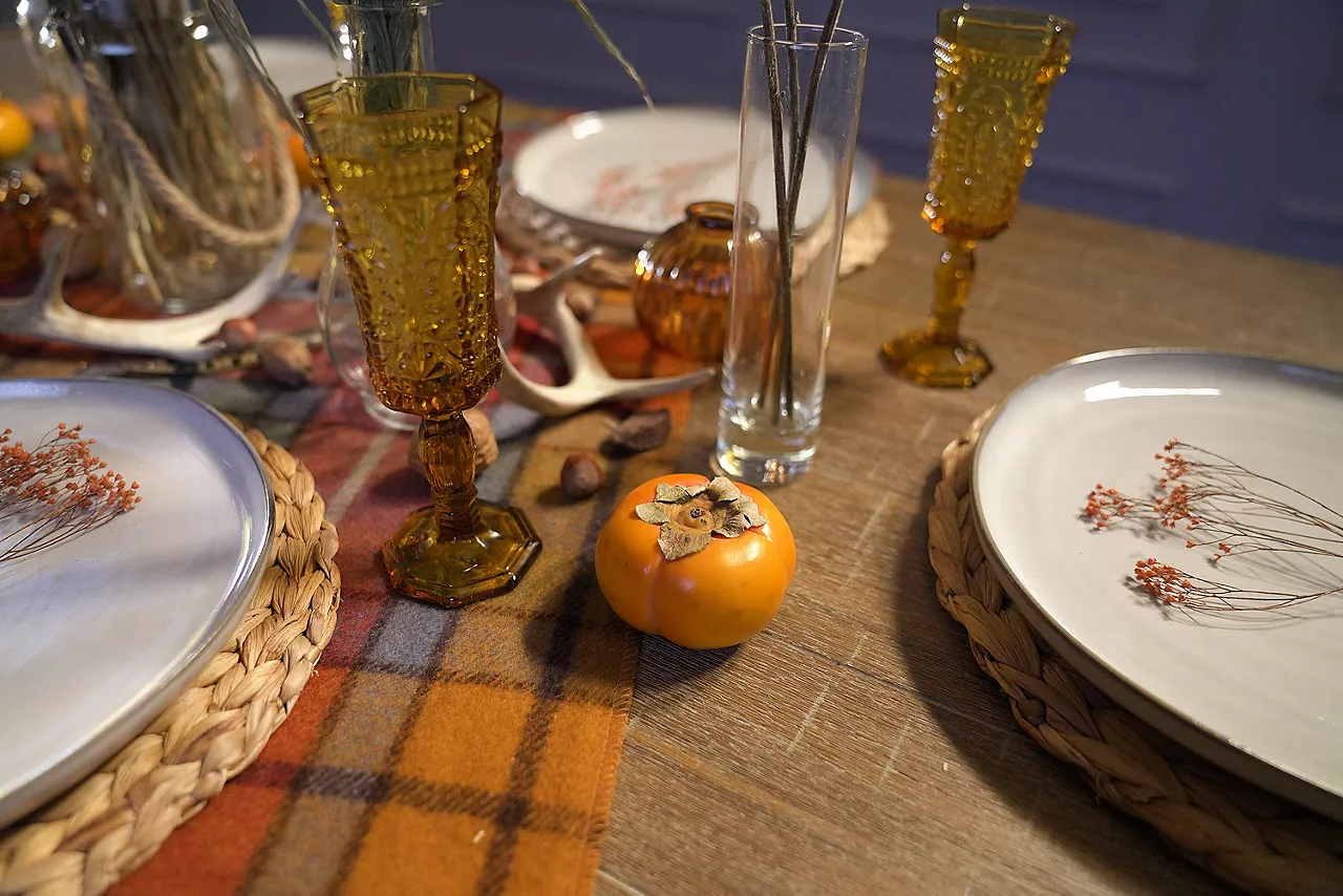 Closeup image of fall inspired dining room table