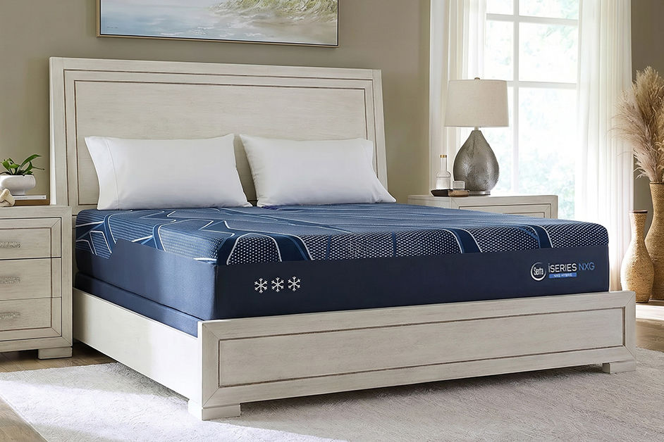 Serta® iSeries NXG™ Hybrid 4500 Plush Mattress